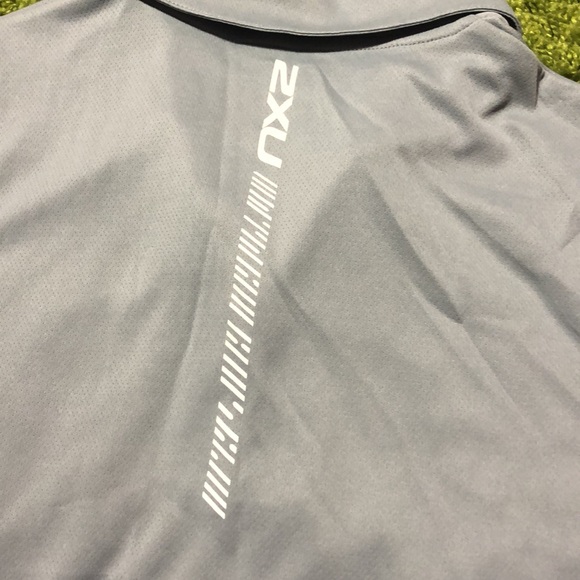 2XU Gold’s Gym Women’s Polo - Picture 8 of 9